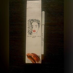 NEW Give Them Lala Beauty lip liner